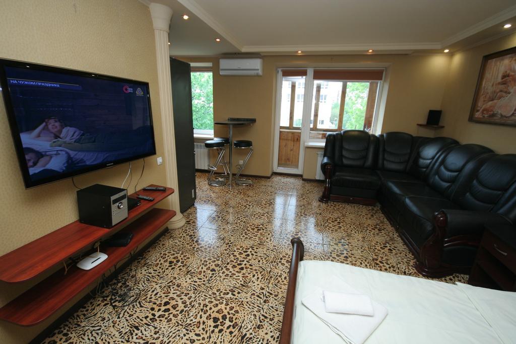Pechersk Apartment In Kiev Center ภายนอก รูปภาพ